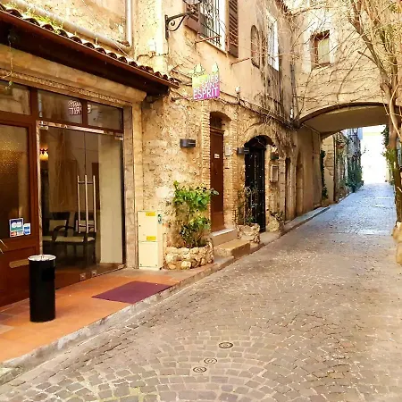 Duplex Au Coeur Du Vieil Antibes Apartment Exterior photo