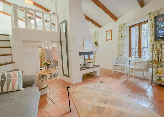 Duplex Au Coeur Du Vieil Antibes